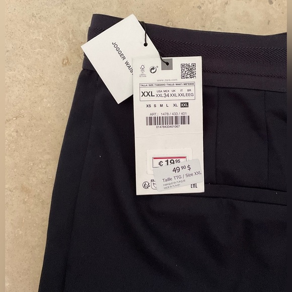 ZARA ● Jogger Waist Black Dress Pants - Picture 3 of 3